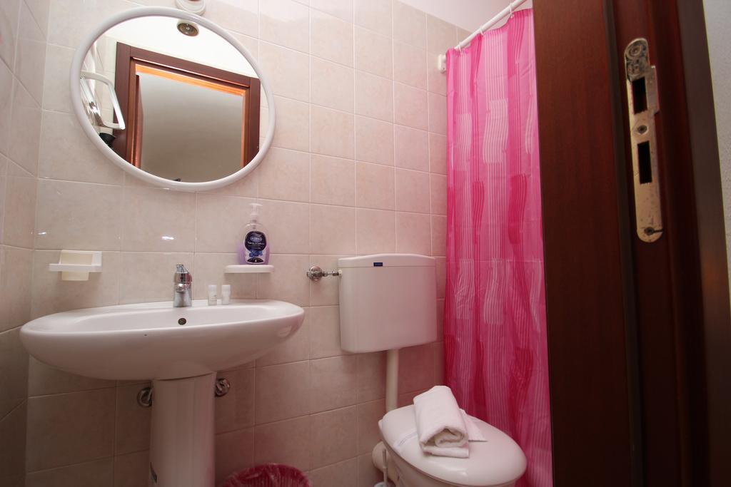 Bordonaro Mini Studio Apartment Cefalu Ngoại thất bức ảnh
